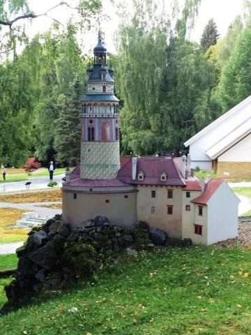 Tip na výlet: malebný park Boheminium nabízí na šedesát miniatur známých památek