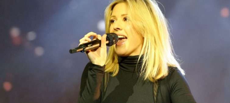 Ellie Goulding opět v Praze: publiku se představila jako sexy diva i romantická duše